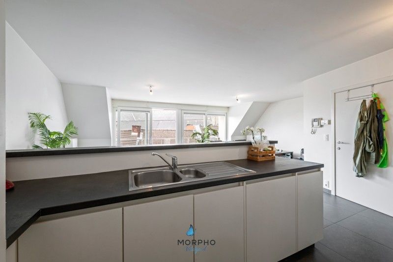 Modern duplex appartement te koop in centrum Torhout – instapklaar & lichtrijk foto 9
