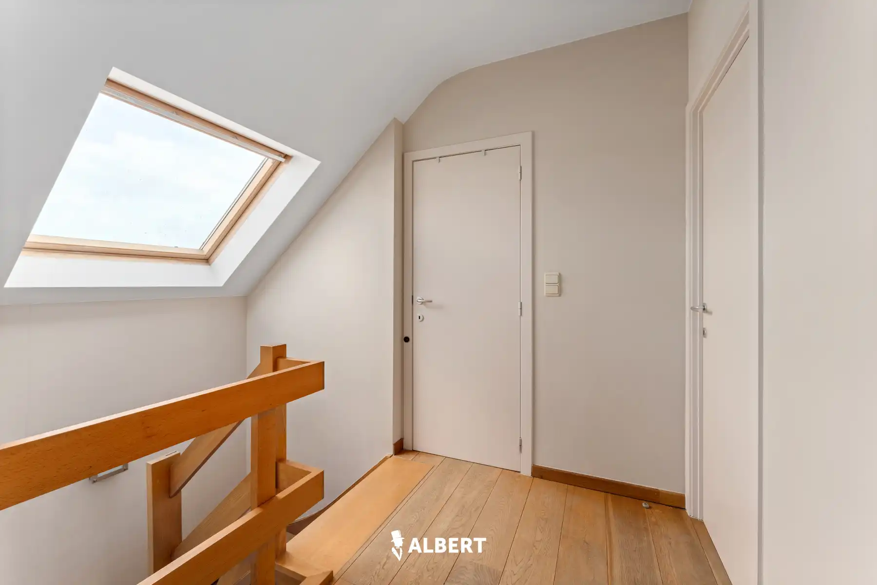 Instapklaar duplexappartement op centrale ligging in Izegem foto 9