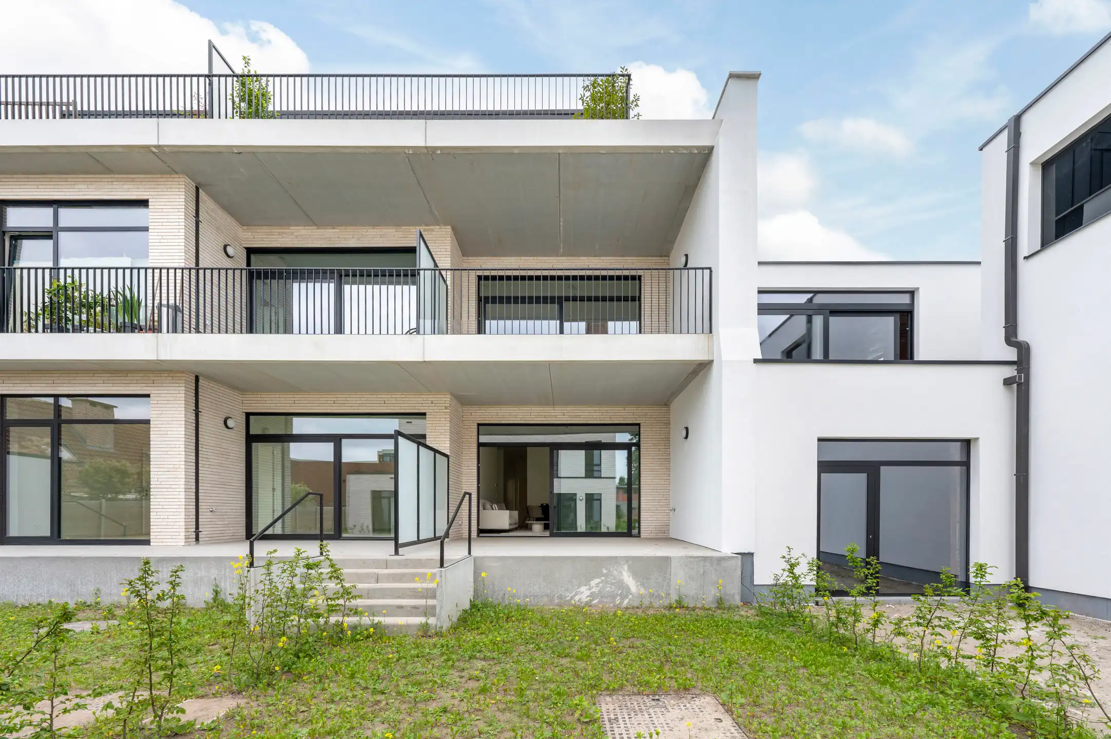 Prachtig nieuwbouw 3 slaapkamer appartement met tuin in hartje Sinaai foto 16