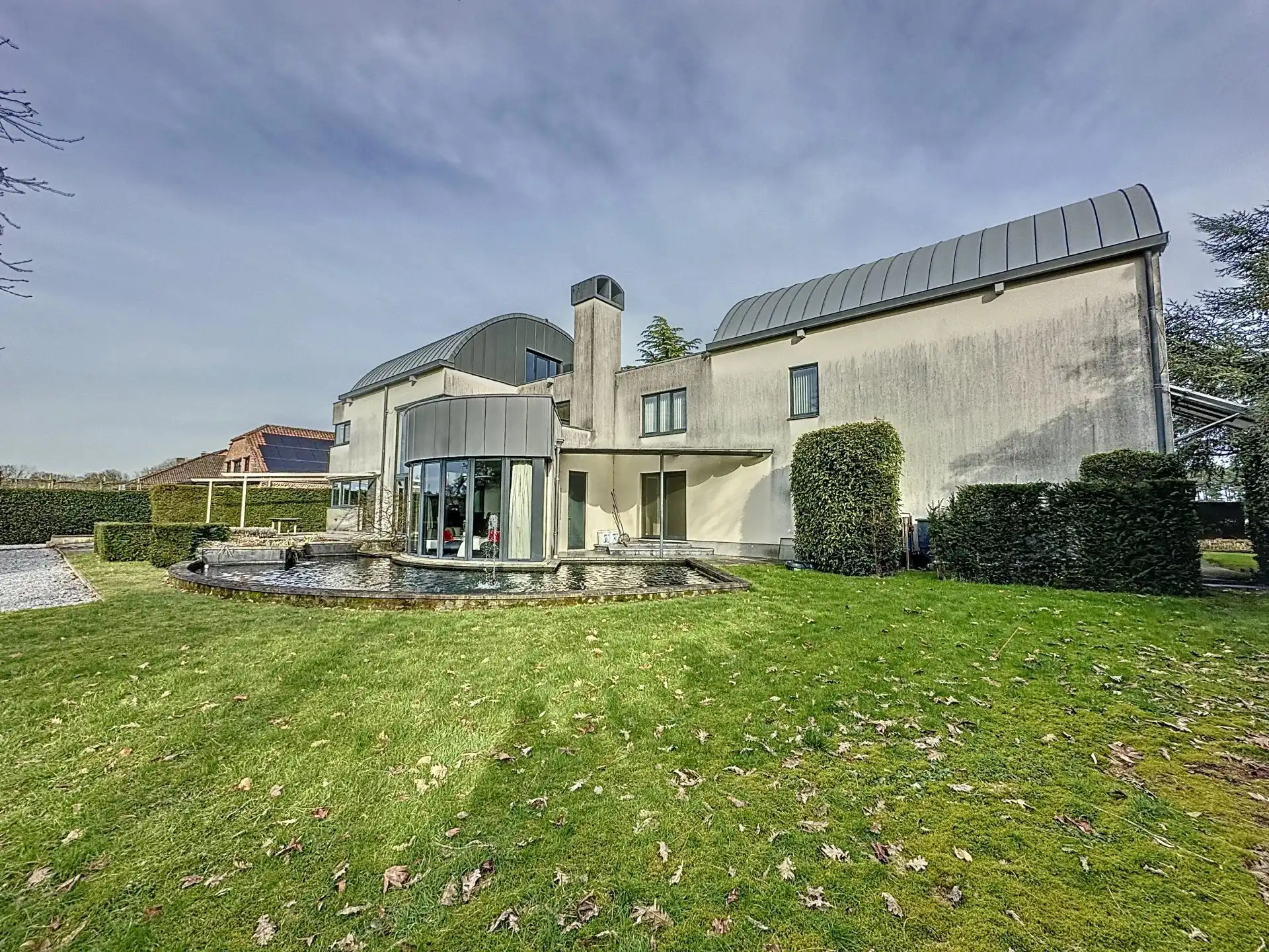 Unieke moderne woning met een dubbele bestemming op een perceel van 29a24ca. foto 66