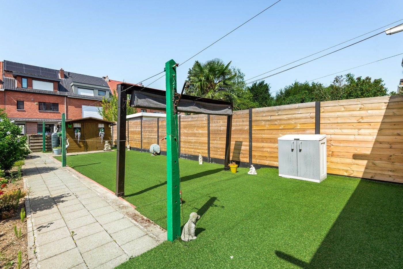 Op te frissen woning met 4 slpk. en tuin foto 32