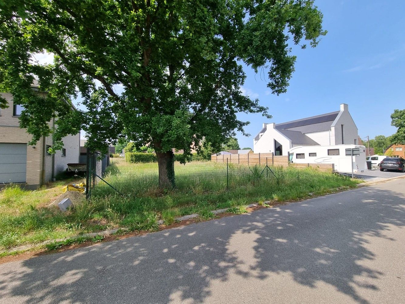 Uitstekend gelegen open bouwplaats op 4a 61ca foto 4
