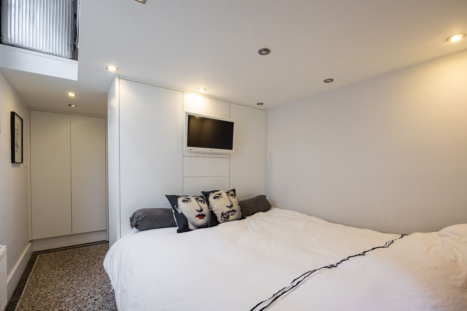 Prachtige gerenoveerde herenwoning van 341 m² in hartje Antwerpen met tal van mogelijkheden: combi wonen/werken of gedeeltelijke verhuurmogelijkheden foto 19