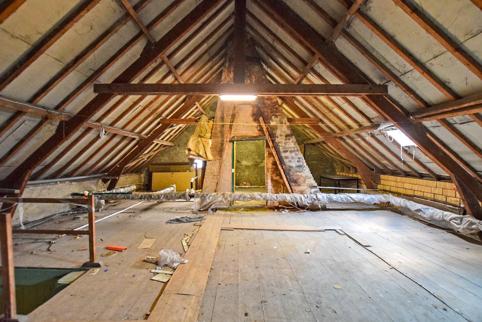 Gezellige woning te koop in Hoogstade met zongerichte tuin en zijtoegang. foto 17