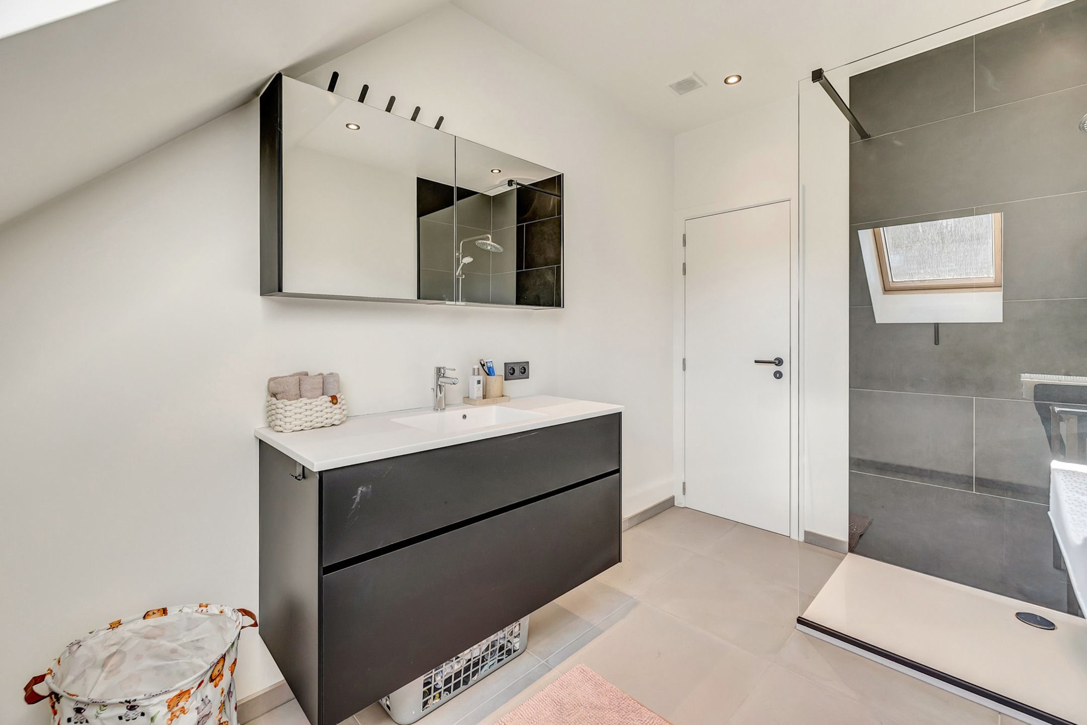 Gerenoveerd duplexappartement foto 6