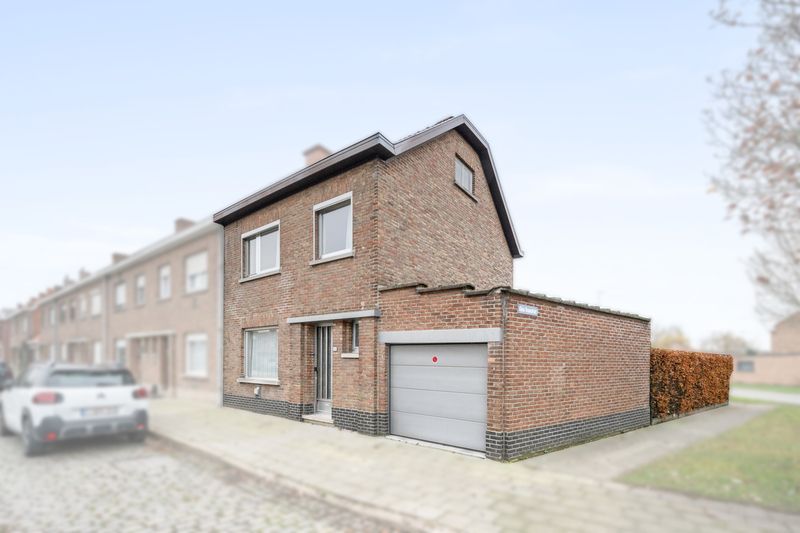 Roeselare : Op te frissen hoekwoning met gezellige tuin  voorzien van 3 slaapkamers&nbsp;en veel potentieel. foto 18