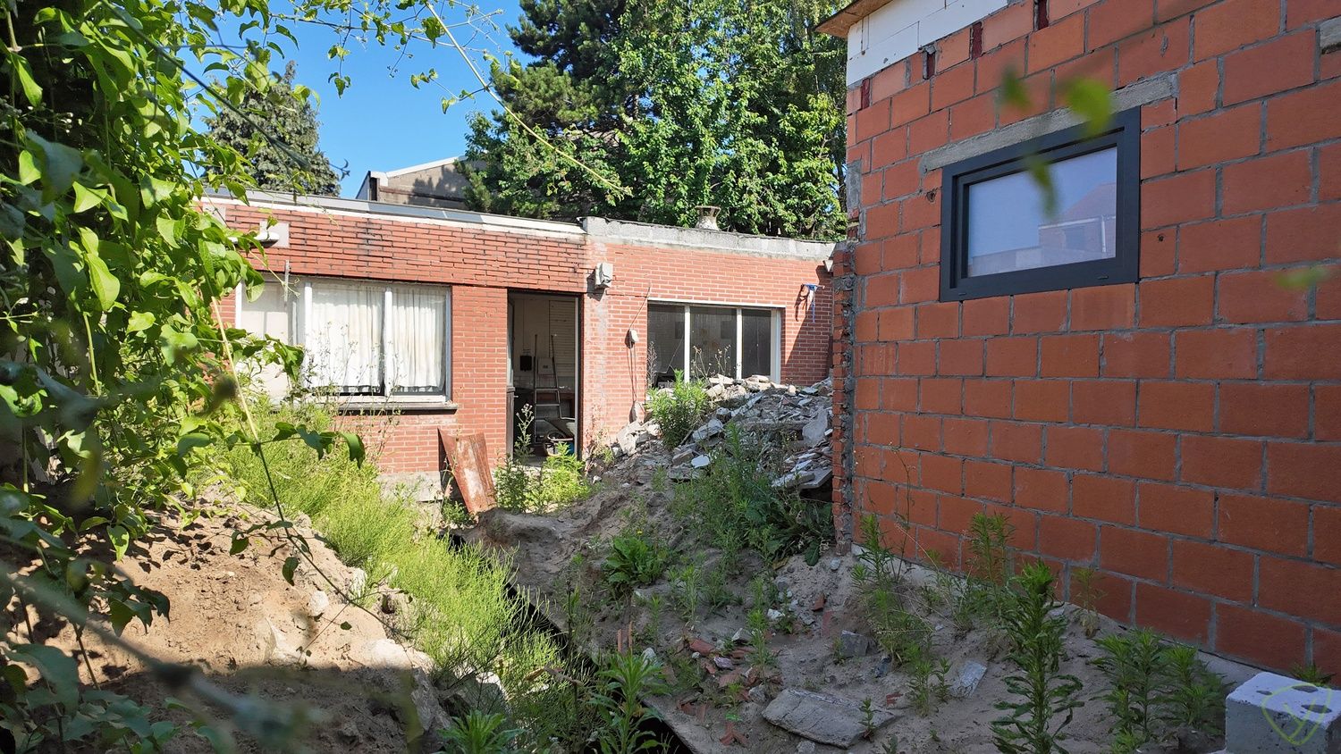 Casco gezinswoning met 4 slaapkamers en zonnige tuin in Zelzate foto 18
