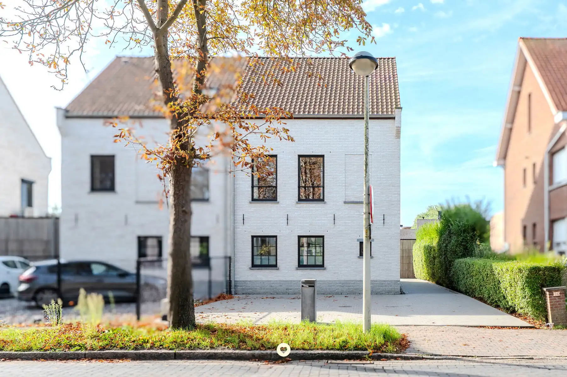 HOB (2019) met 3 SLK, garage en ZW tuin vlak bij Boom park foto {{pictureIndex}}