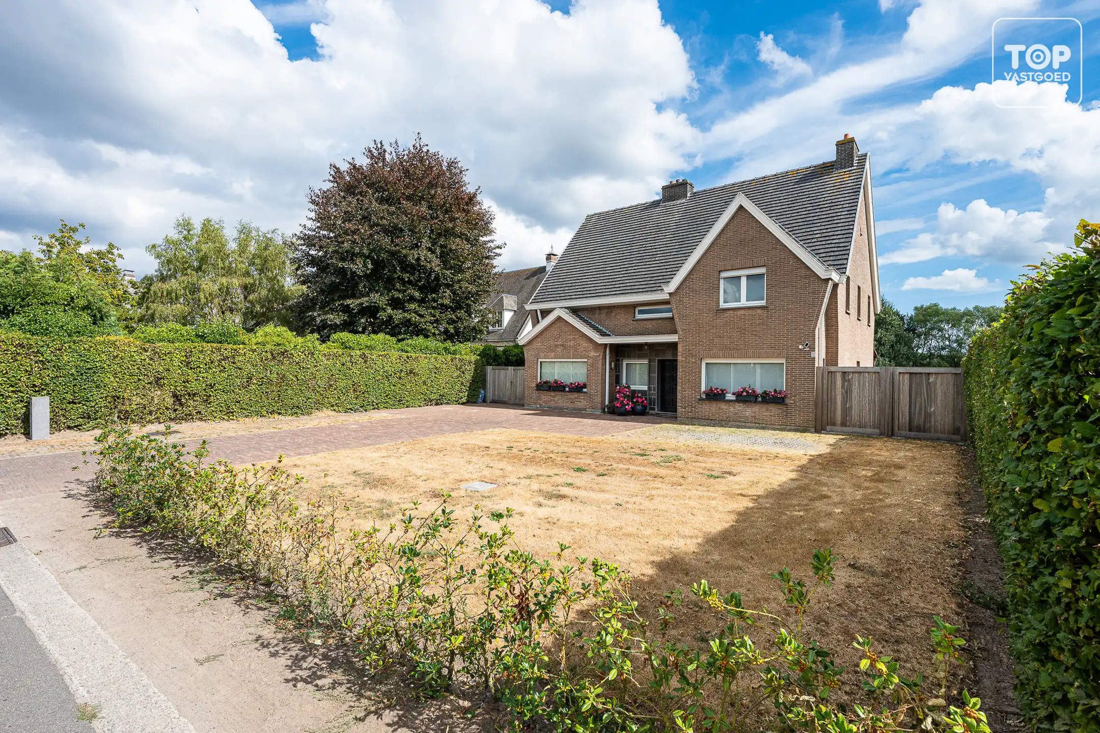 Kwalitatieve villa met 4 slaapkamers en fantastische tuin foto 29