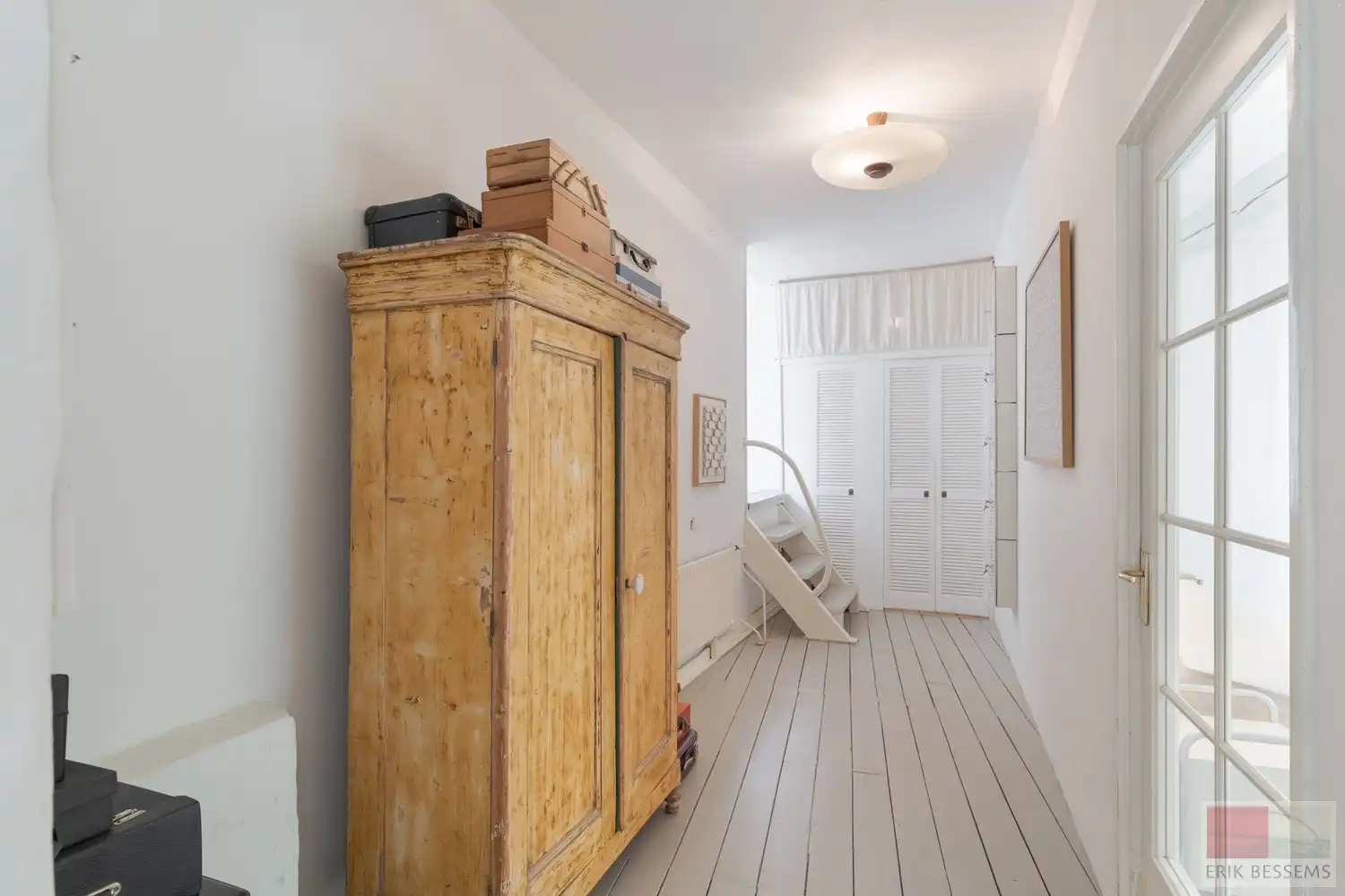 Karaktervolle woning uit 1668, met een bewoonbare oppervlakte van ca. 233 m² op een royaal perceel van 1.837 m² foto 12