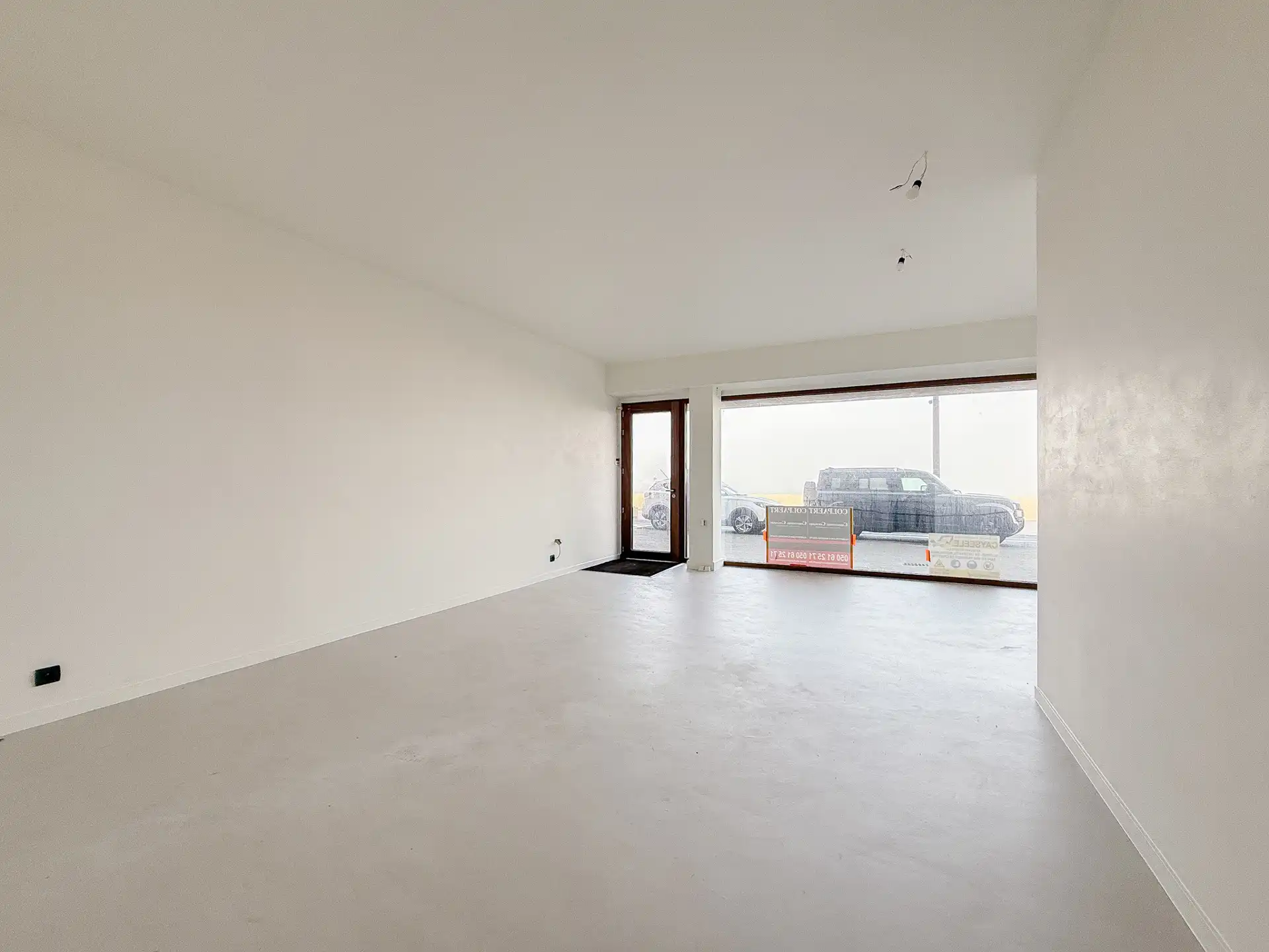 Handelspand gelegen op de ZEEDIJK, vlakbij het Albertplein foto 5