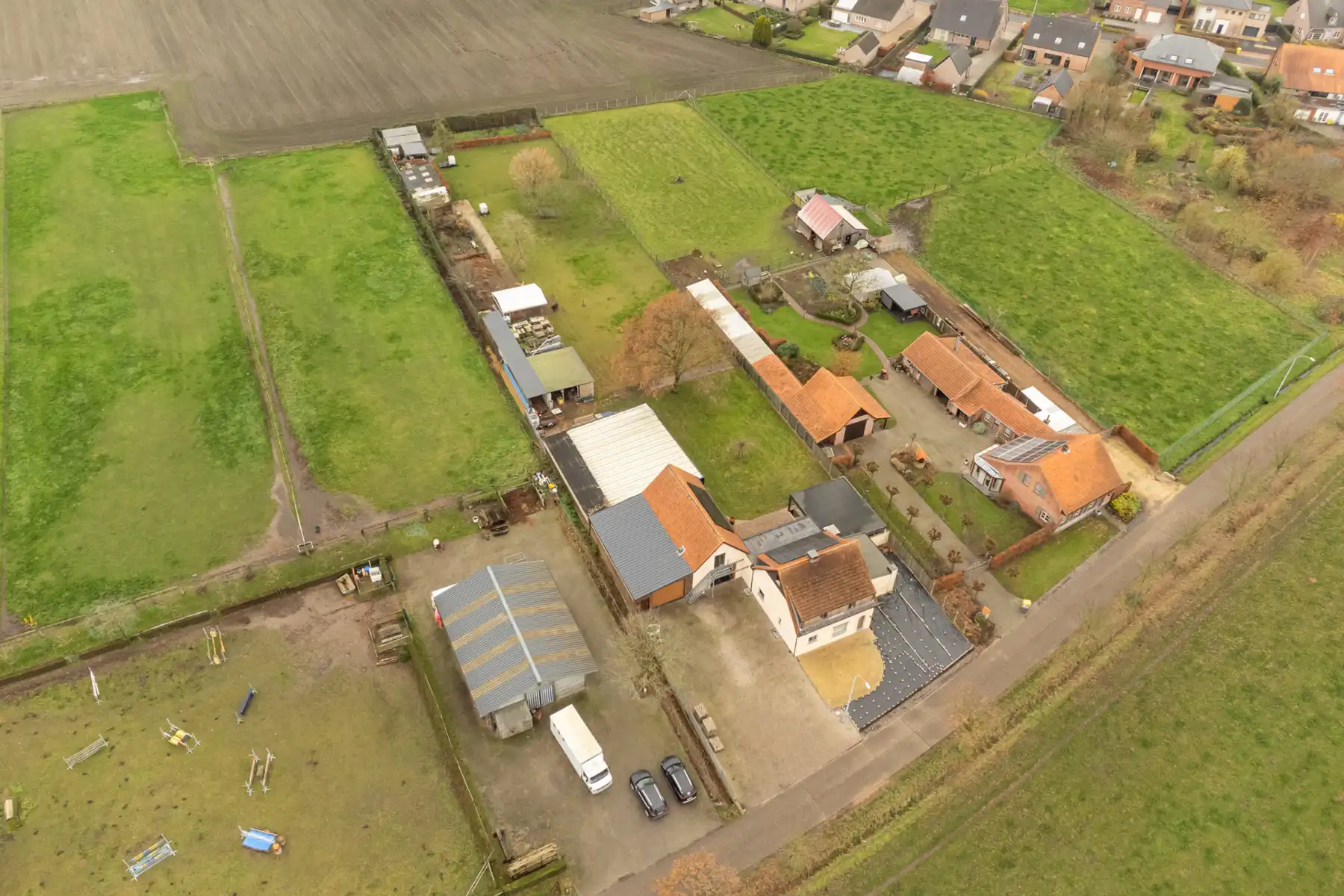 Landelijk gelegen woning met 4 slaapkamers en binnenzwembad foto 22
