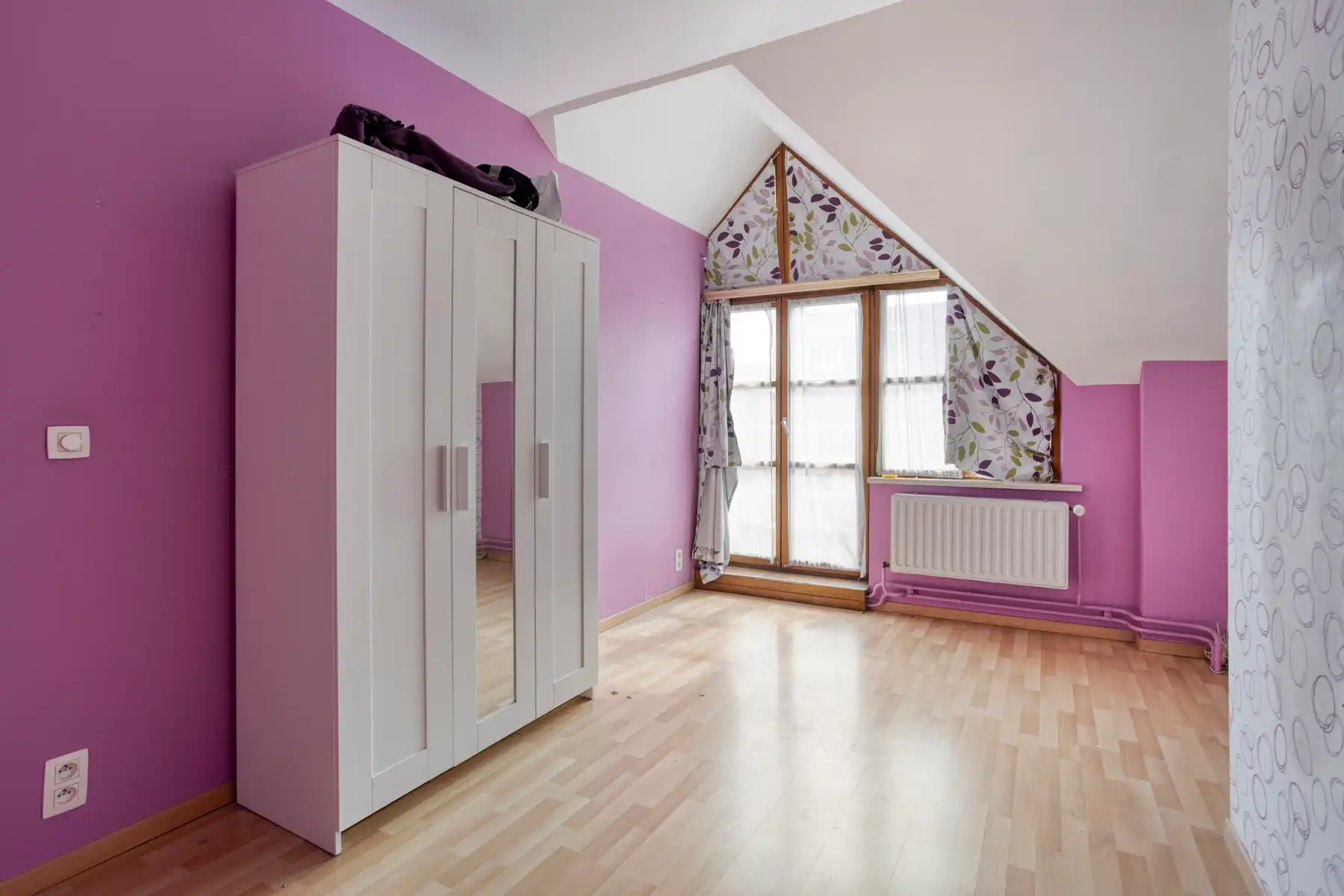 ***ONDER COMPROMIS*** Ruime herenwoning op topligging foto 25