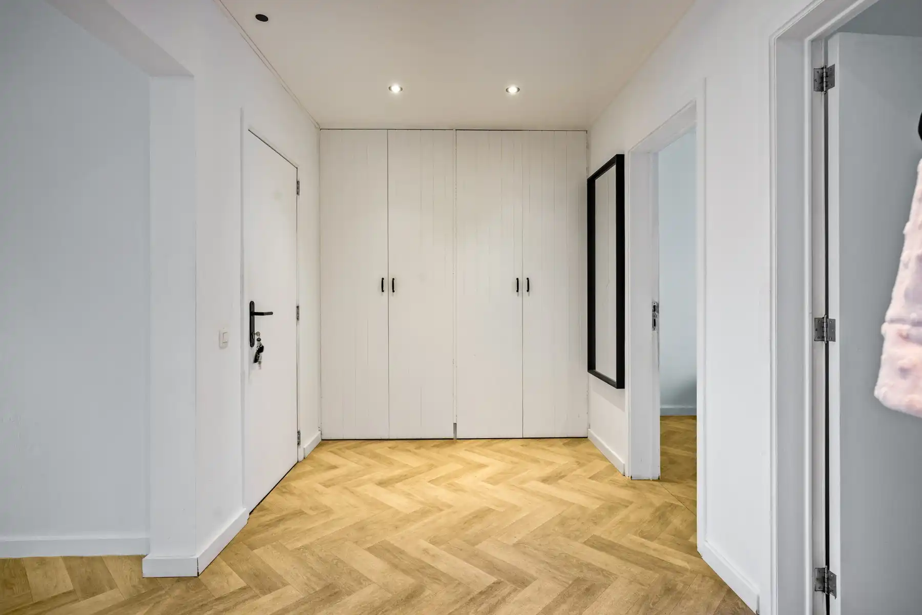 Instapklaar appartement met 2 slaapkamers foto 8