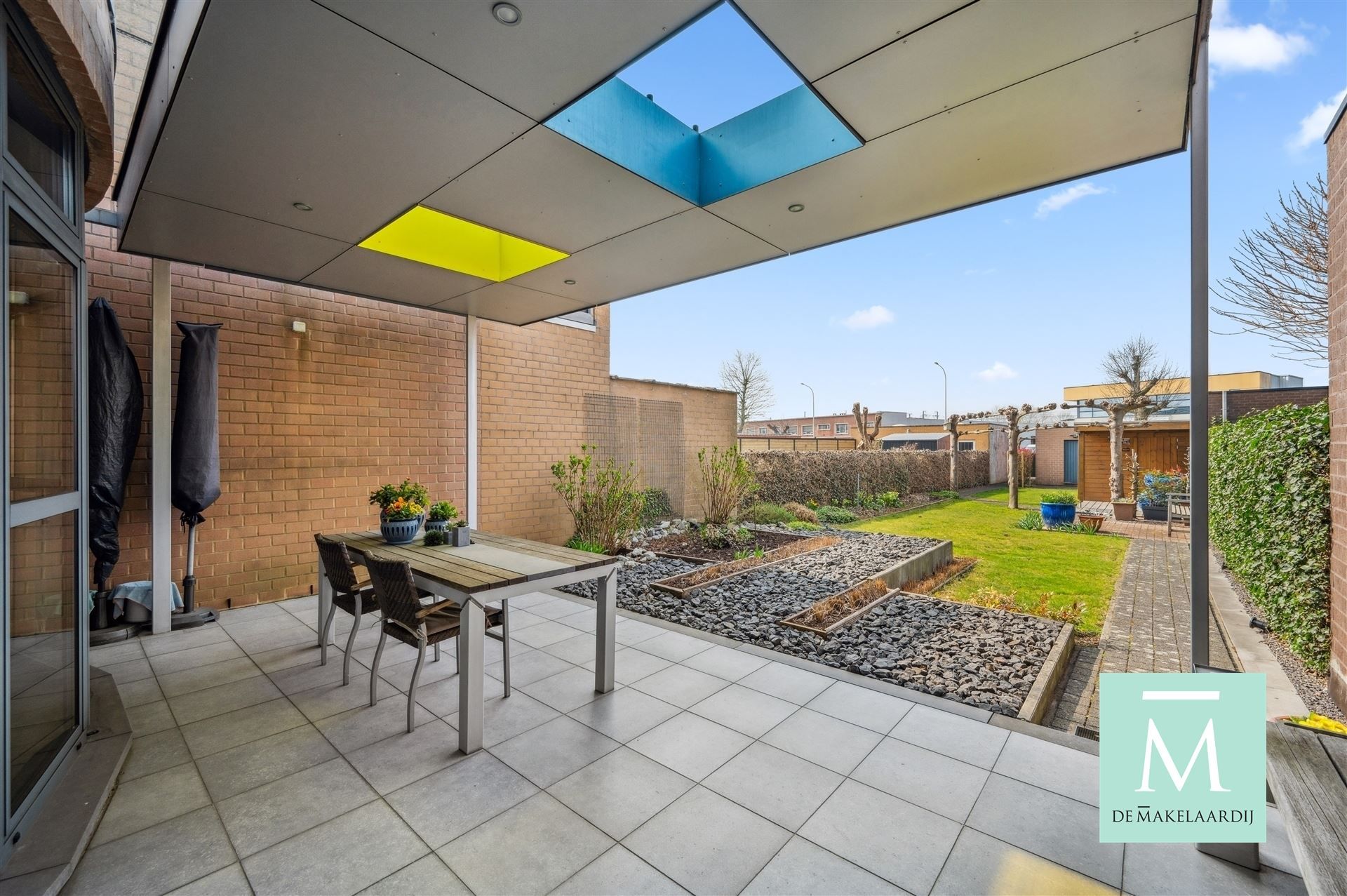 Energiezuinige woning met aangename tuin en garage foto 25