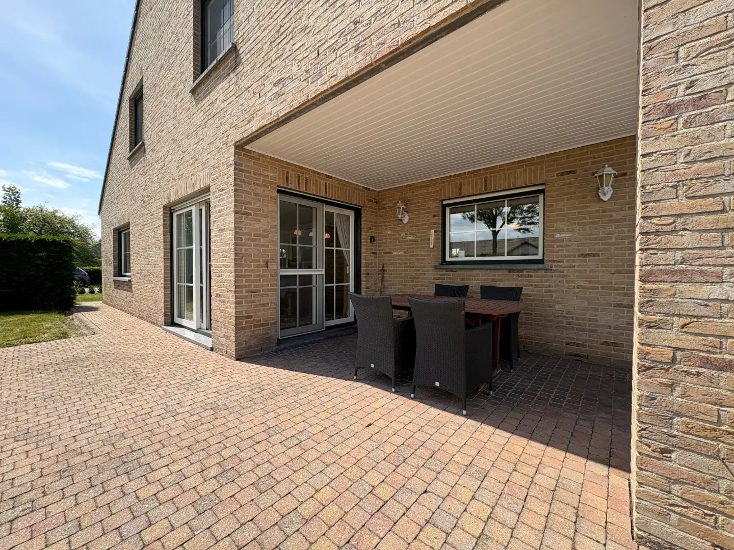 Ruime villa op perceel van 758 m² met 4 slaapkamers  foto 24