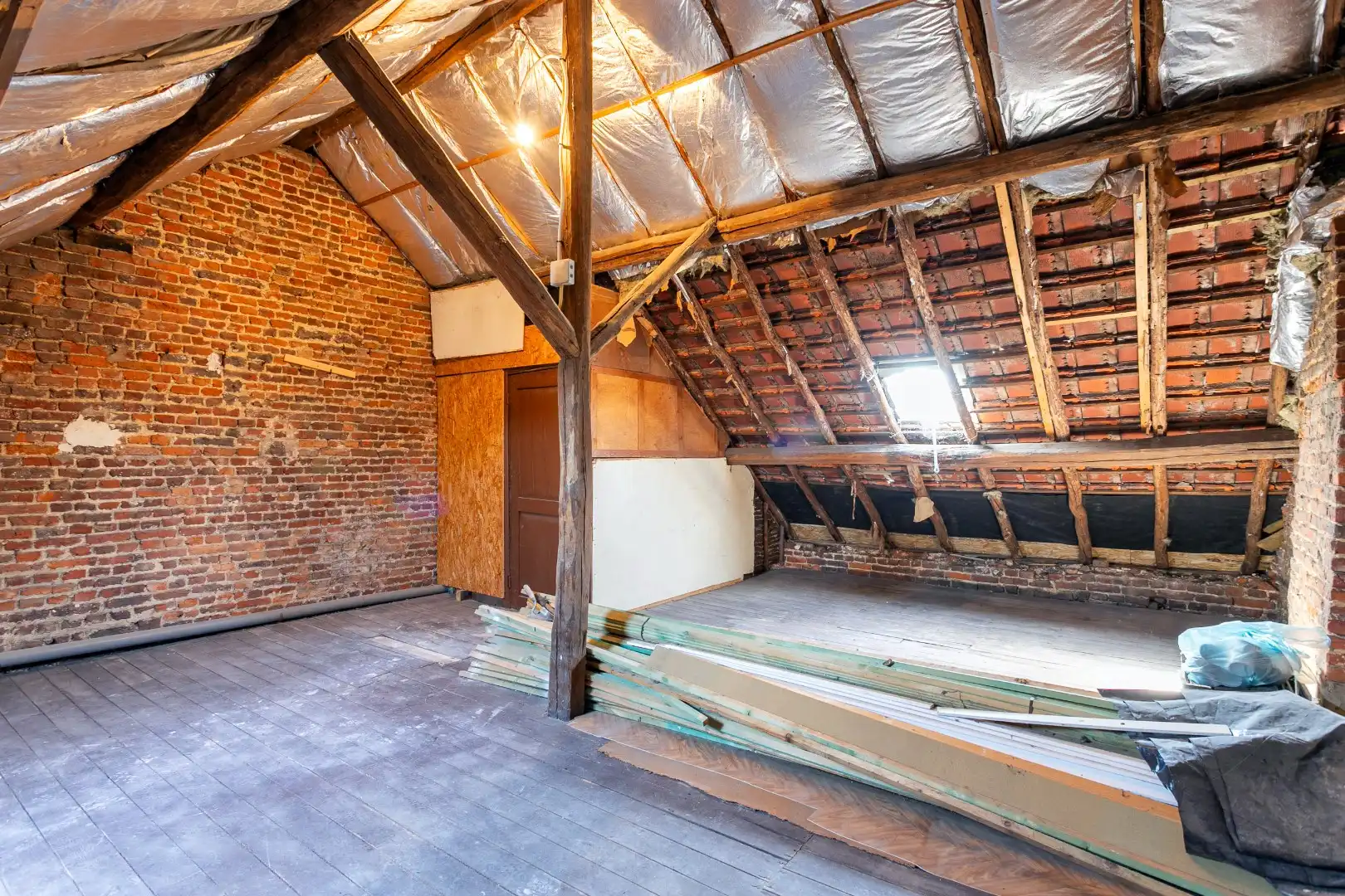 Karaktervolle woning met 3 slpk en terras te centrum Halle foto 23