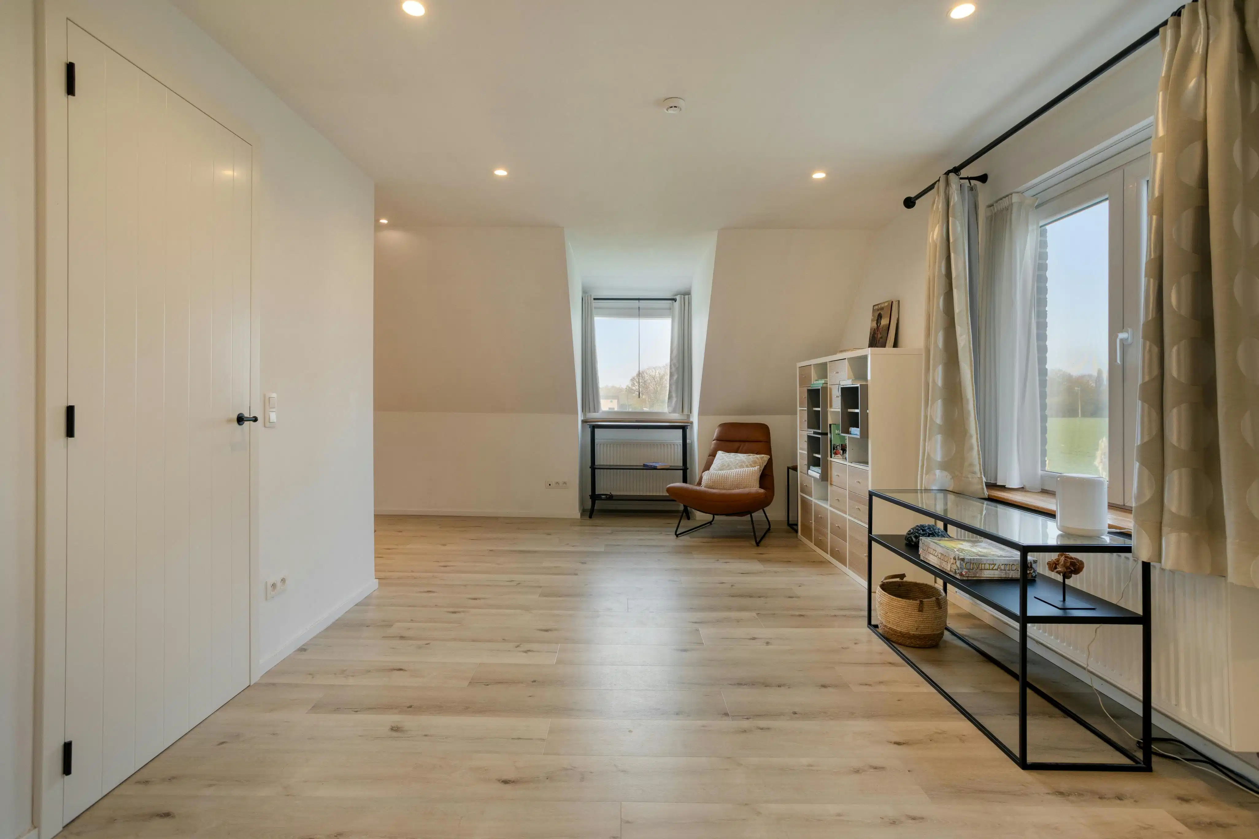 Vrijstaande huis met 5 slaapkamers te koop in Oeselgem foto 14