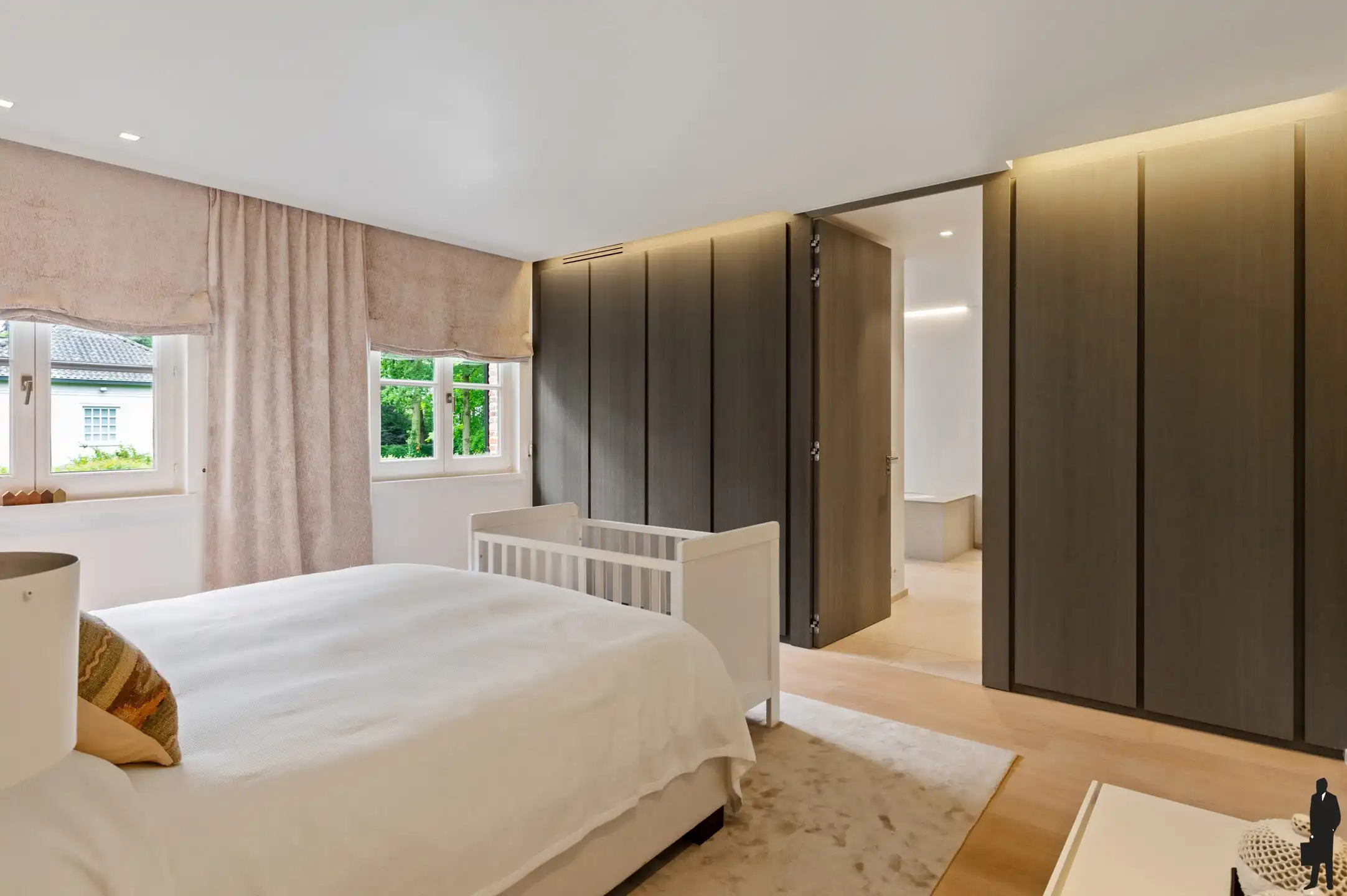 High-end villa nabij het centrum! foto 24