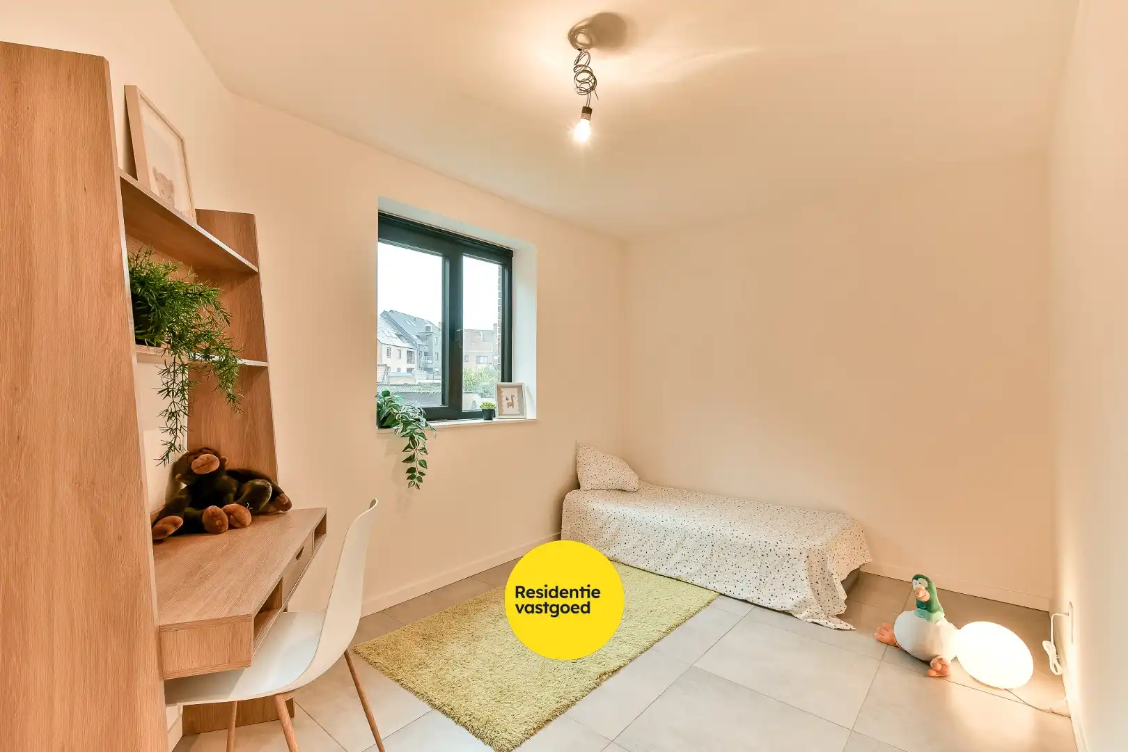 Stijlvol en energiezuinig wonen in hartje Gistel foto 13