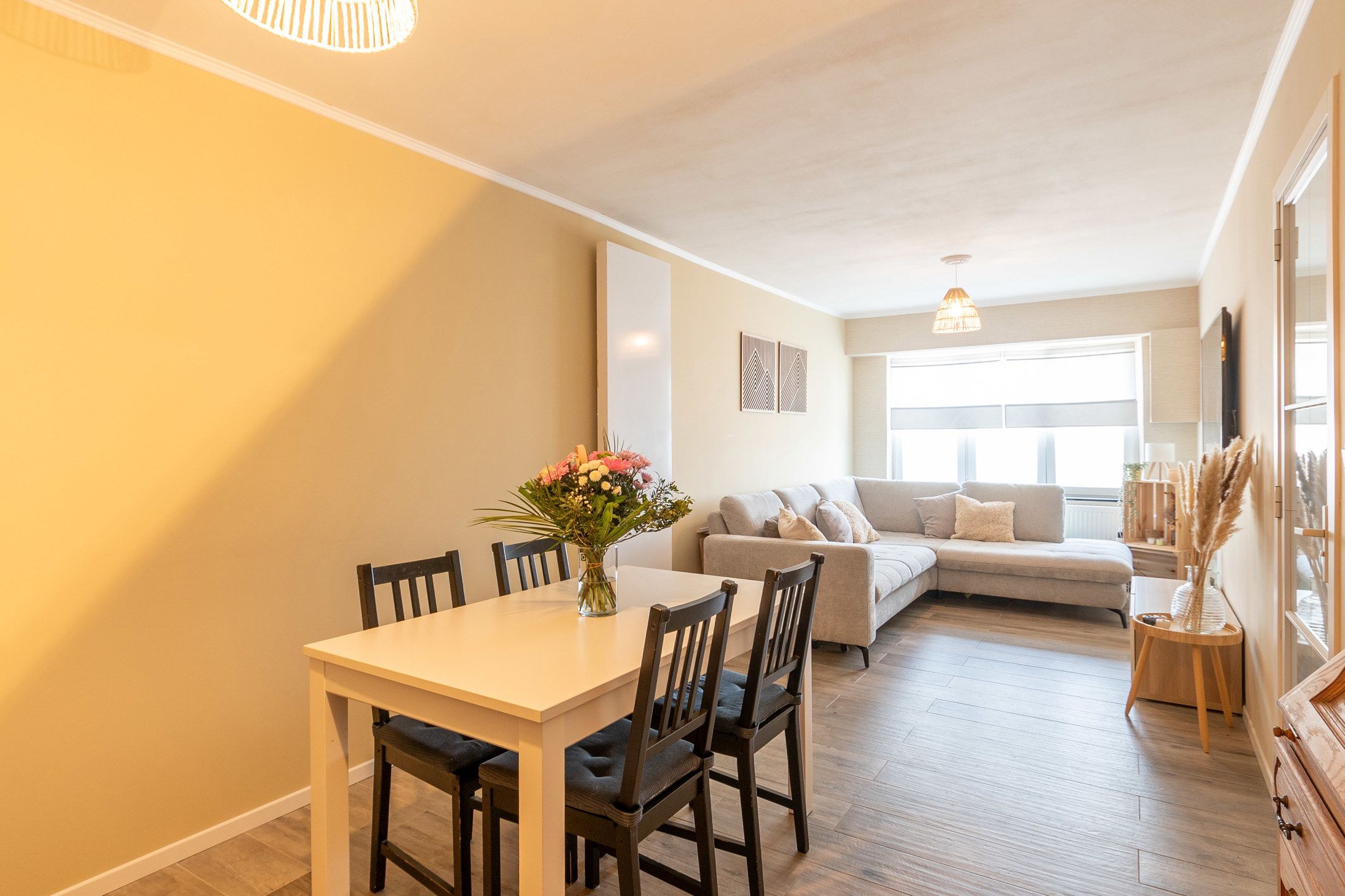 Instapklare starterwoning op centrale locatie  foto 2