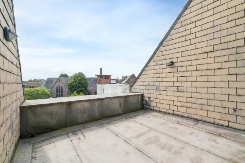 Handelspand 120m² + woonst (groot app) met privé lift! foto 23