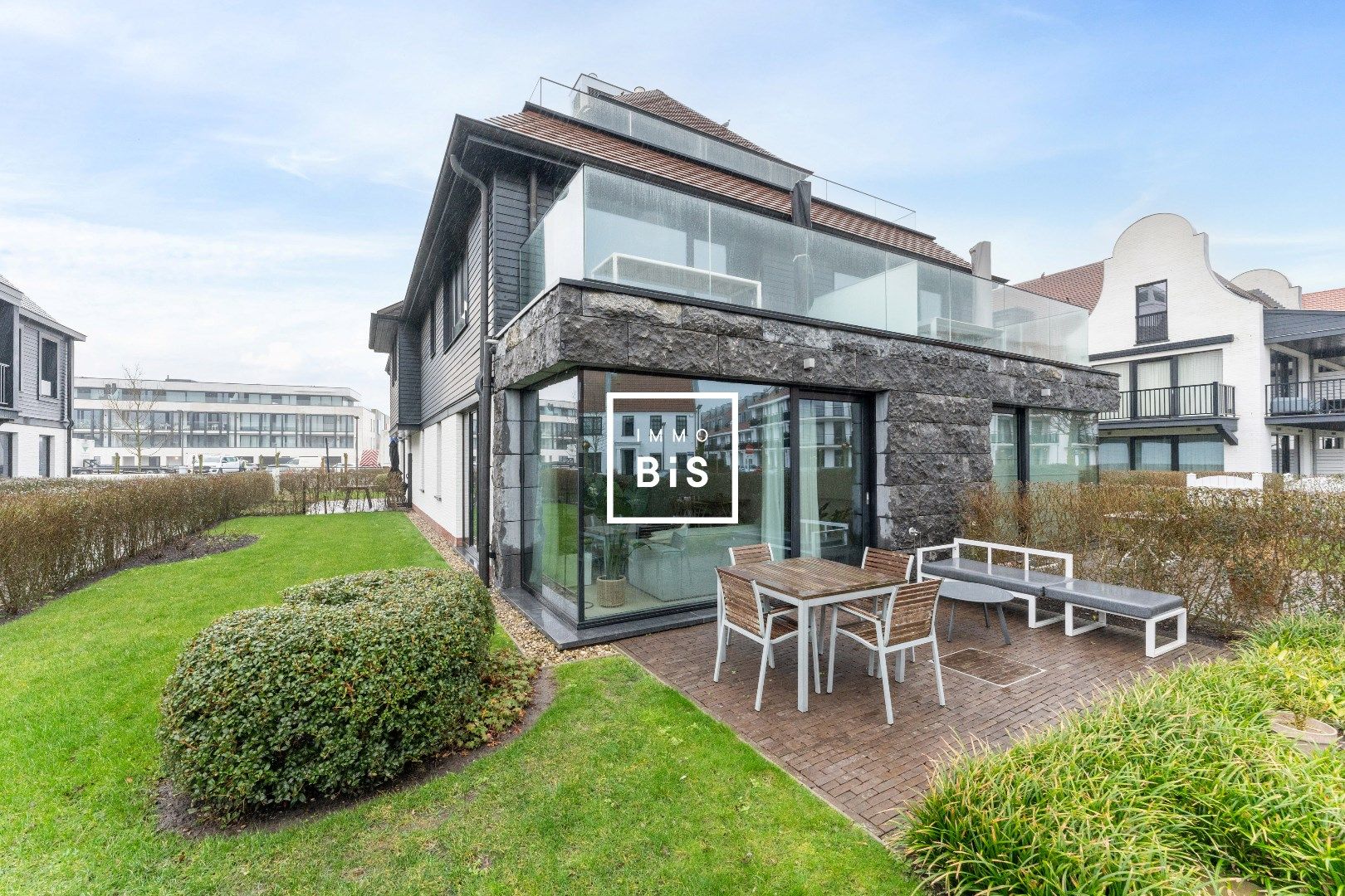 Mooi gelijkvloersappartement rustig gelegen in een kleine residentie te Duinenwater foto 11