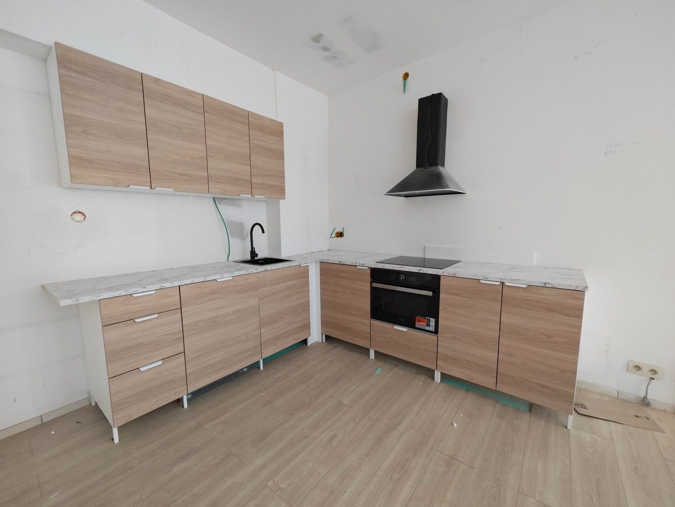 Gerenoveerd gelijkvloers appartement met patio in het centrum van Hasselt foto 3