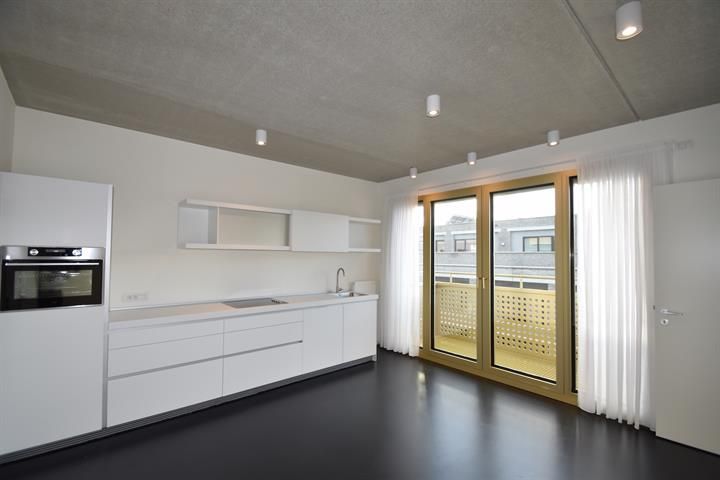 ANTWERPEN - Recent appartement met terras foto {{pictureIndex}}