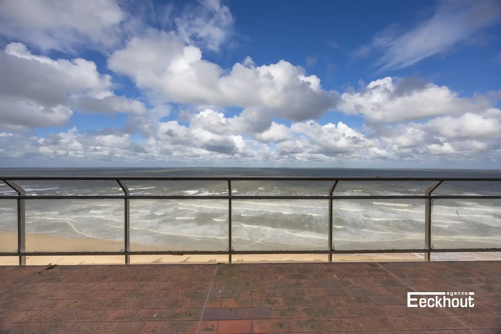 Ruime penthouse (103 m²) met uitzonderlijke terrassen en fenomale zichten (inclusief garagebox)! foto 5