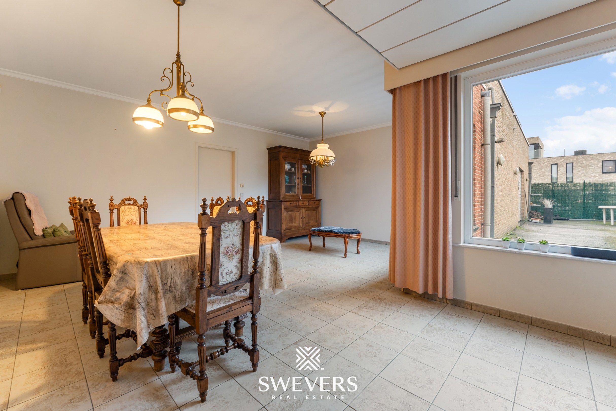 Opbrengsteigendom met handelspand, ruim appartement en uitbreidingspotentieel in hartje Heusden-Zolder foto 19