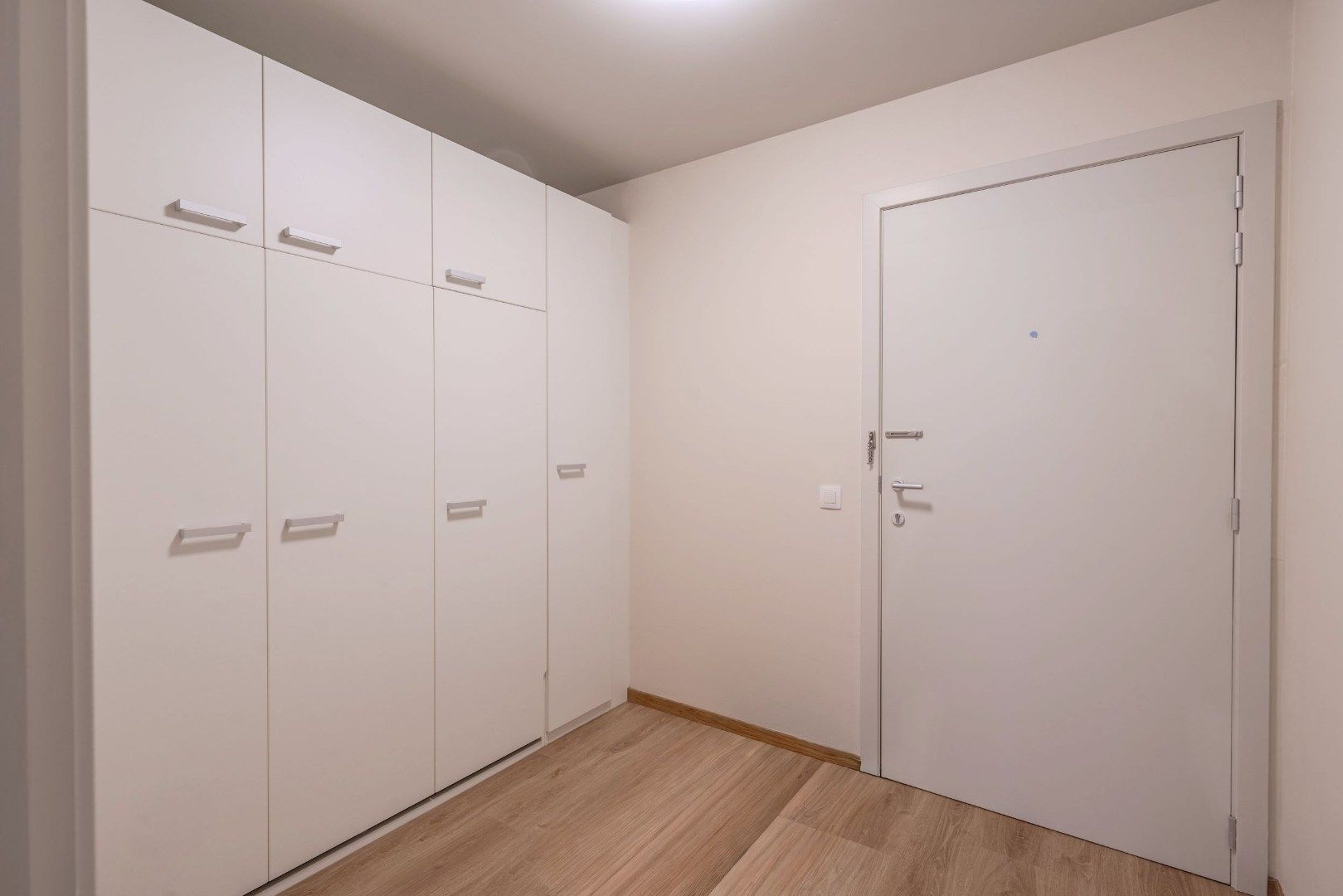 Instapklare gelijkvloerse studio nabij zee foto 8