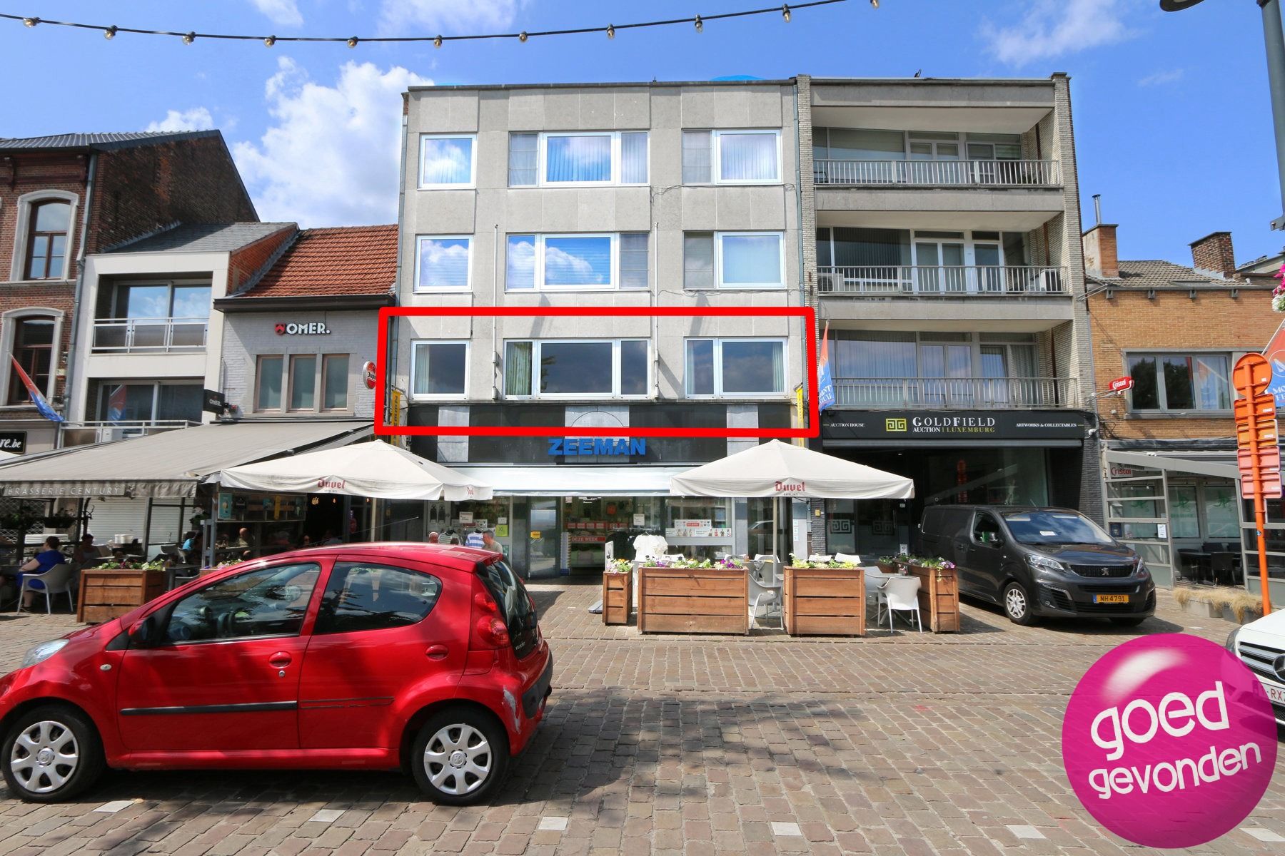APP 169m² + 3 SLK + 2 LIVING + 2 BDK + TERRAS 52m² + CENTRUM foto {{pictureIndex}}
