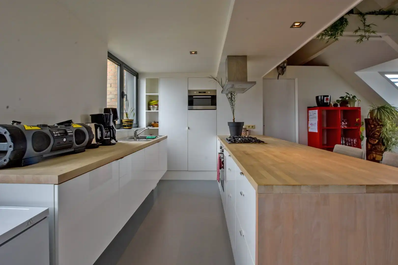 Prachtig dakappartement (loft-stijl) 68 m², gelegen op het Marktplein.  foto 8