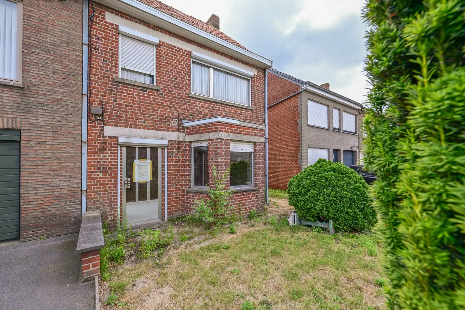 Bouwgrond met af te breken woning op 1100m2 te Zwevezele foto 10