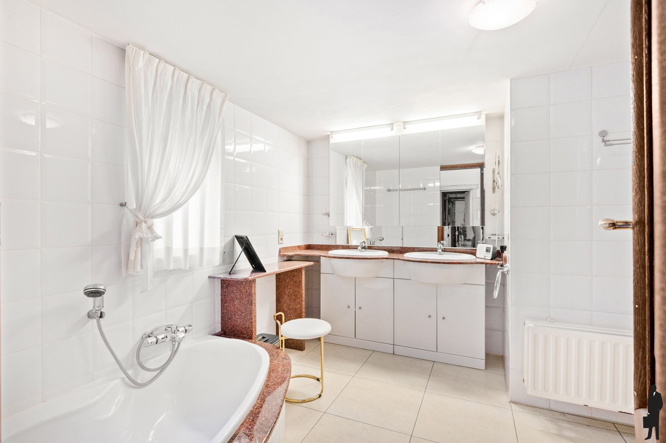 Exclusieve villa met conciërgewoning op 4.102m² foto 25