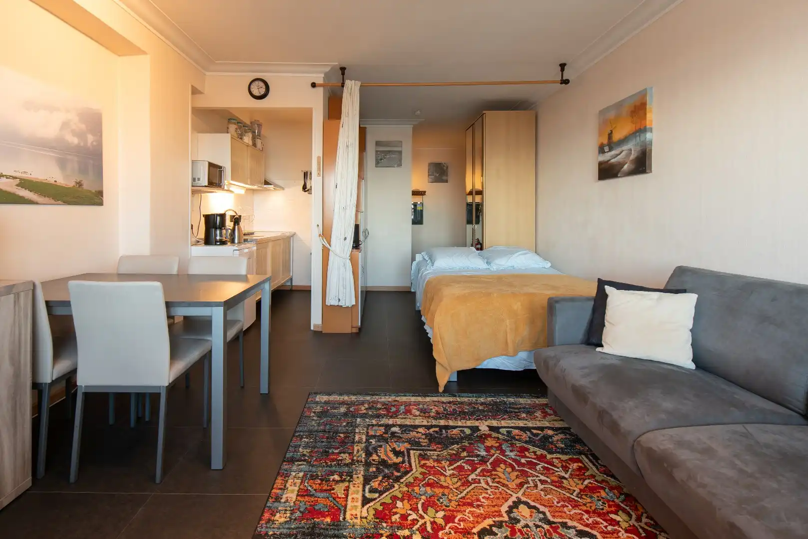 Studio met frontaal zich op zee en staanplaats in de residentie foto 5