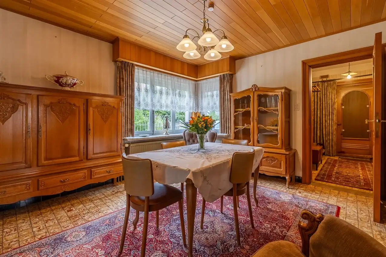 Karaktervolle vrijstaande woning met uitbreidingspotentieel in centrum foto 15