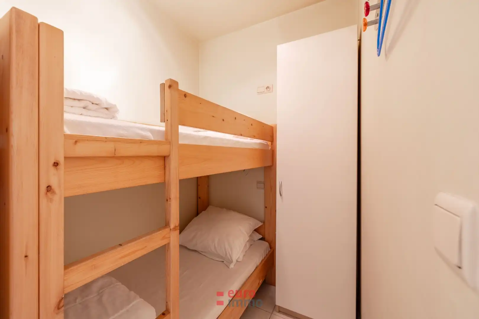 Zonovergoten appartement in Residentie Casino – hartje Nieuwpoort-Bad! foto 11