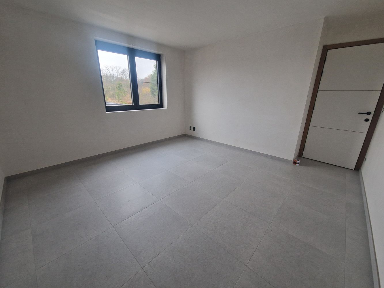 Rustig Gelegen Nieuwbouw Woning 3 Slpk + Garage(s) foto 7