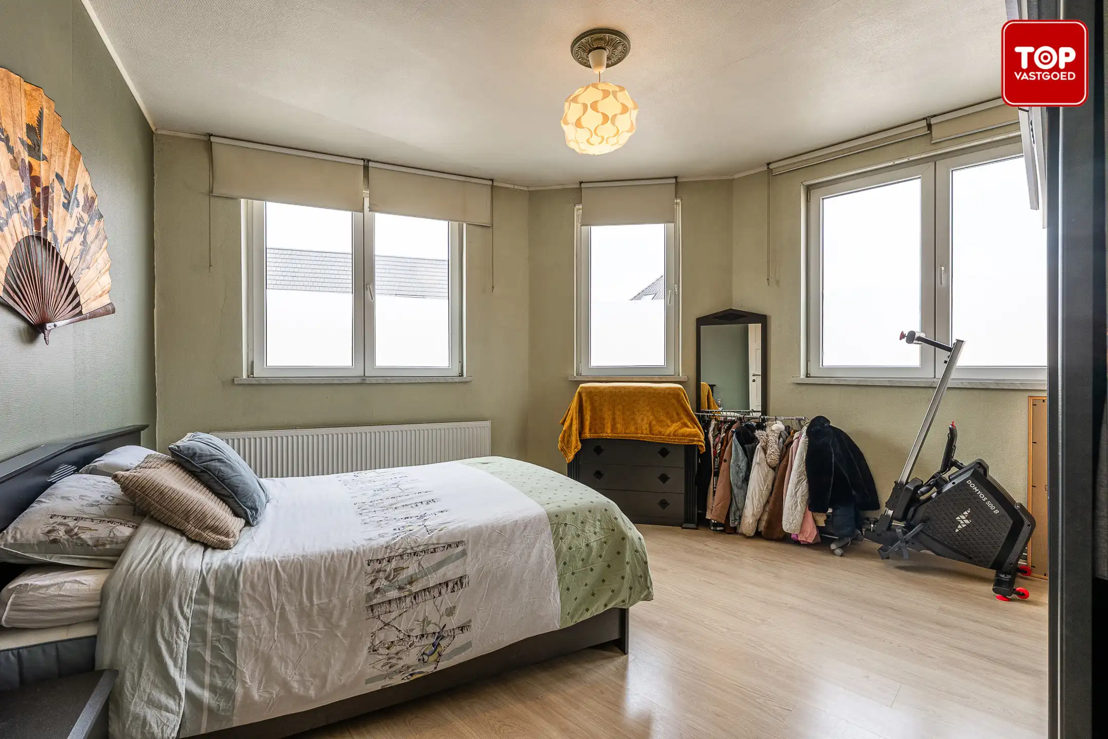 Statige, lichtrijke woning met 3 slaapkamers en stadskoer foto 19