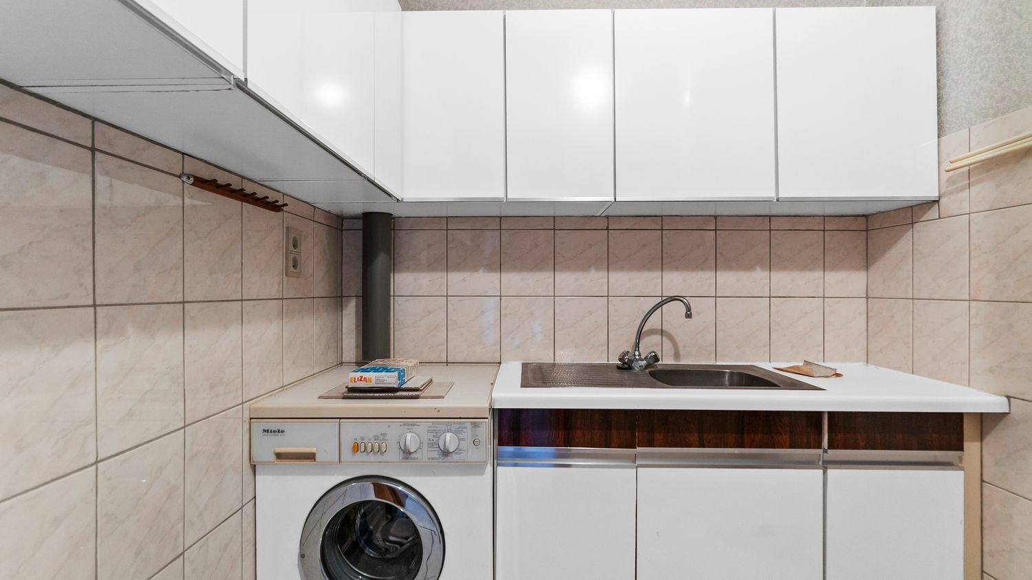 Ruim appartement met terras, lift en ondergrondse autostandplaats in het centrum van Paal foto 7