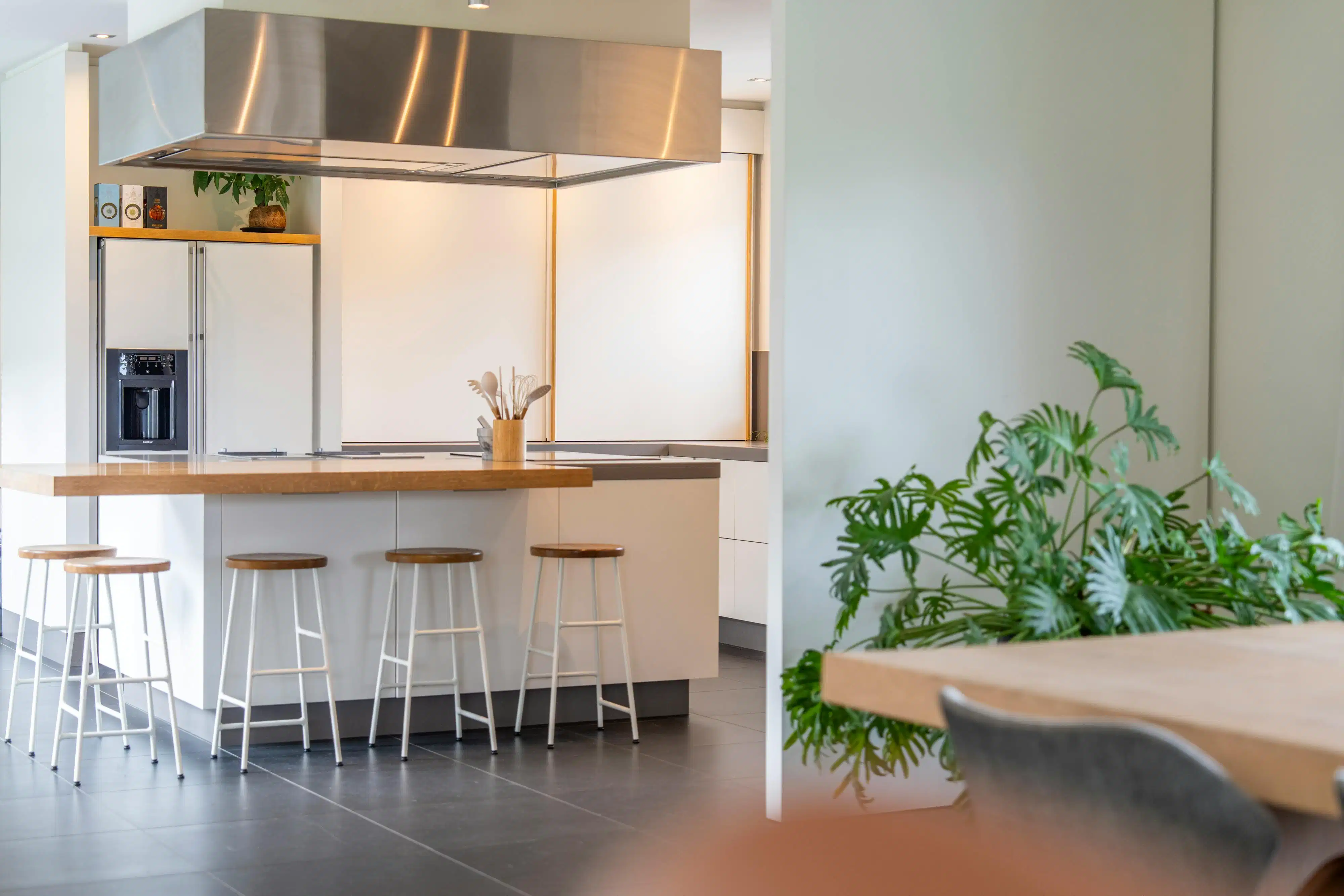 Schitterend gelegen, luxueuze villa te koop te Geluwe foto 6