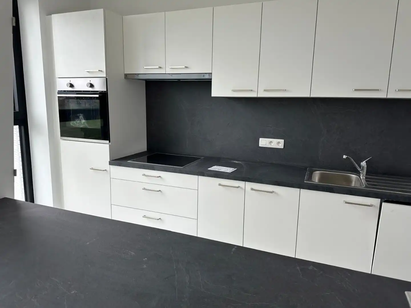 Appartement te huur op 2de verdiep met 2 slaapkamers foto 5