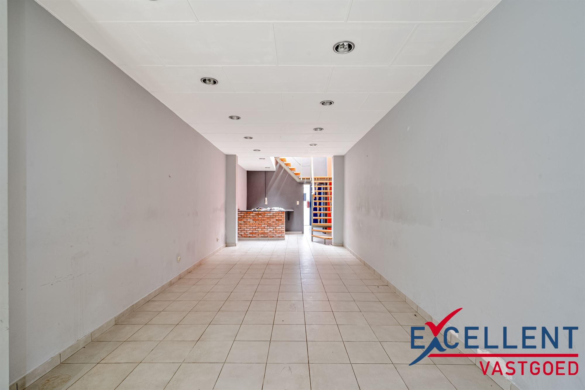 Te renoveren woning nabij centrum Deinze te koop foto 3