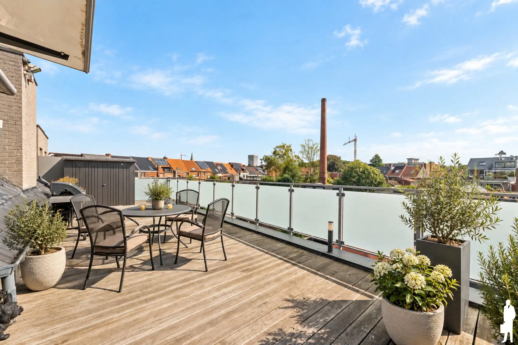 Lichtrijk dakappartement met riant dakterras en autobox foto 13