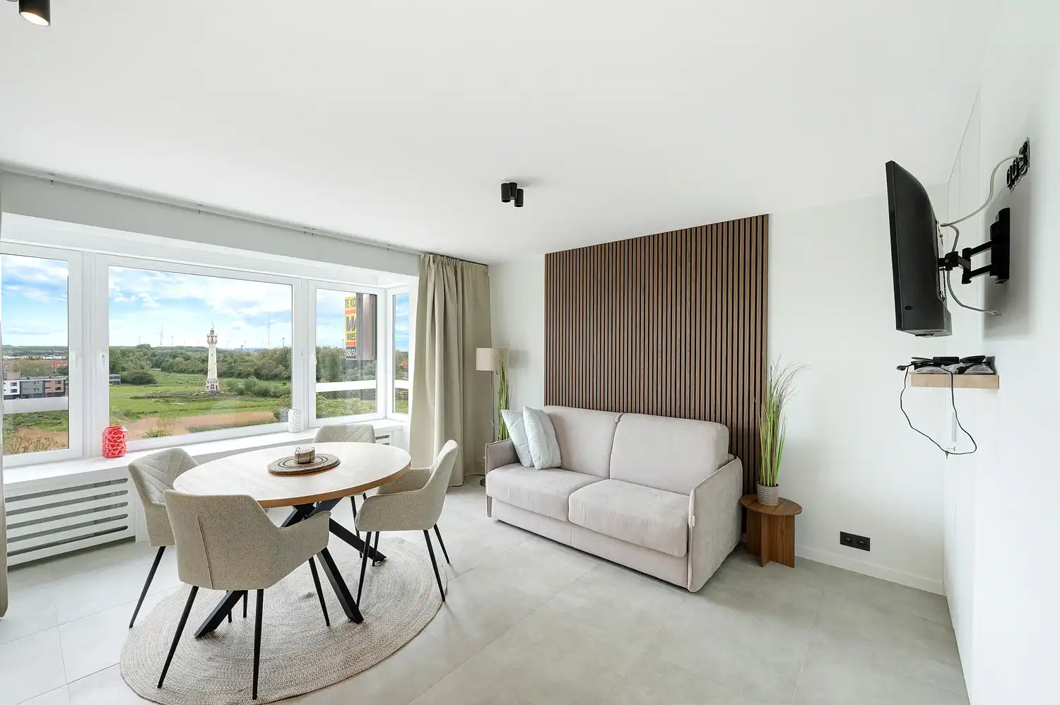 Volledig vernieuwd appartement met open zichten achter de Zeedijk foto 8