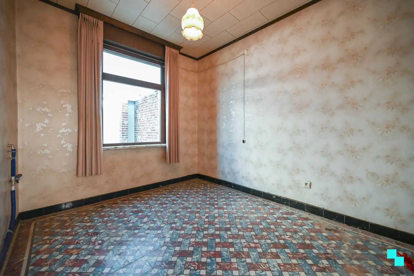 Te renoveren woonst landelijk gelegen tussen Izegem en Ardooie foto 15