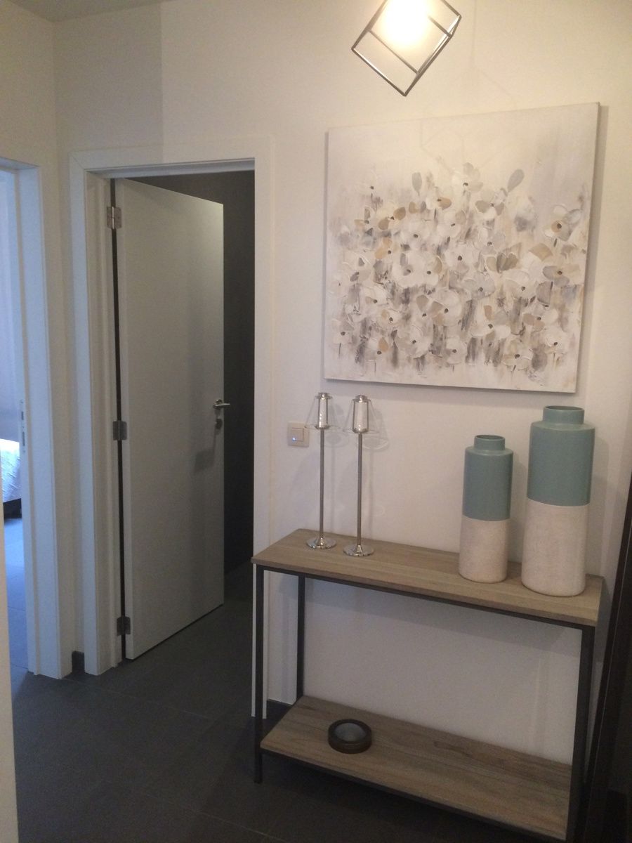 Bemeubeld appartement met één slaapkamer en autostaanplaats foto 9