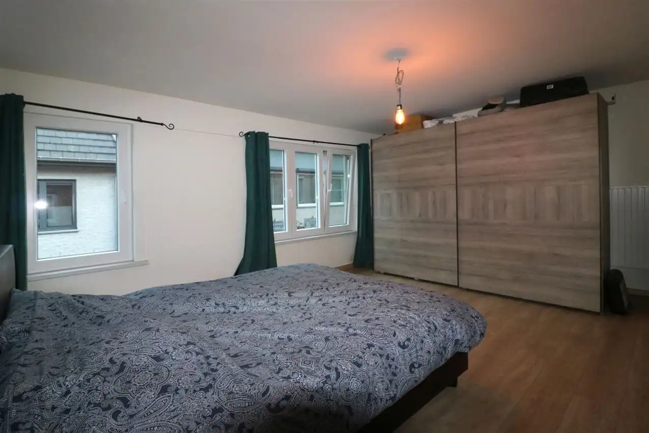 Gerenoveerde woning met tuin, centraal gelegen nabij centrum en E 314 foto 14